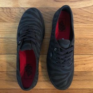 Vans - Black Zebra Authentic Lo Pro - w 9 m 7.5